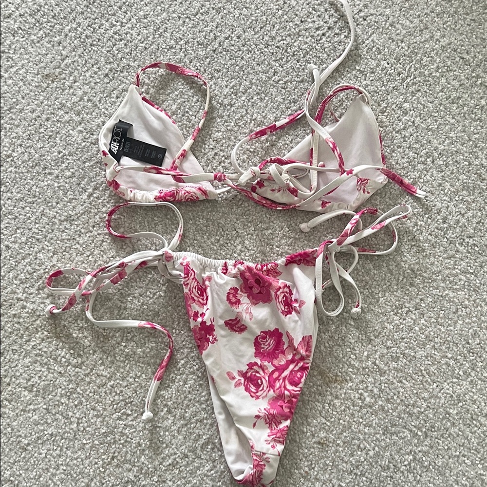 Beach Riot Pink Floral Bikini - Picture 2 of 2